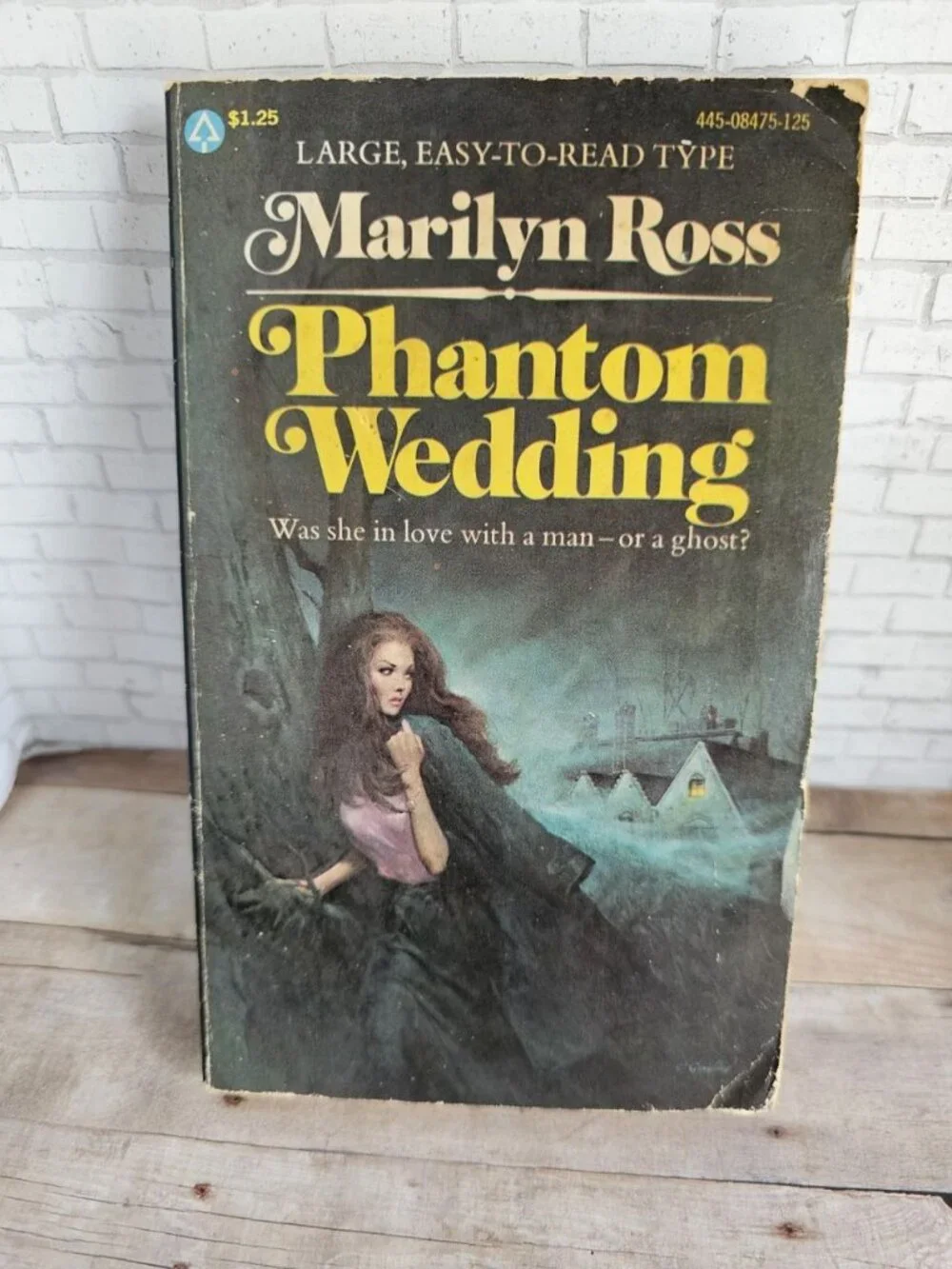 Phantom Wedding Marilyn Ross 1976 Vintage Gothic Romance Paperback